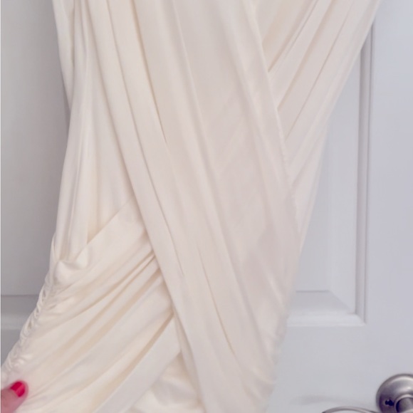 Bcbgmaxazria white cross cross dress - Picture 3 of 4